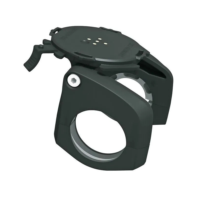 722889